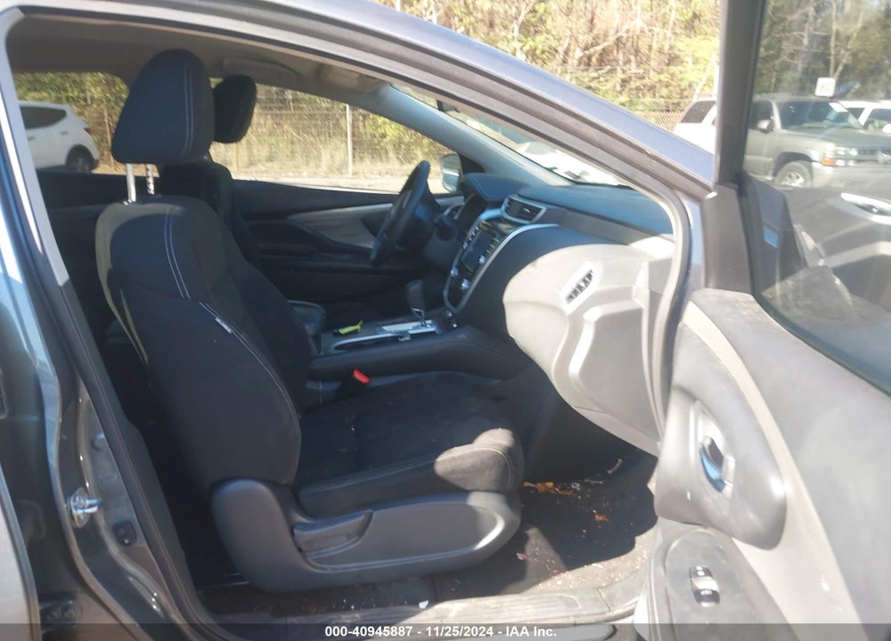 2018 NISSAN MURANO S VIN: 5N1AZ2MG2JN185679