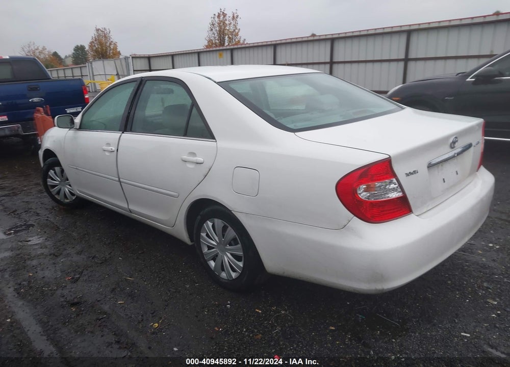 2002 TOYOTA CAMRY LE VIN: 4T1BE32K92U016442