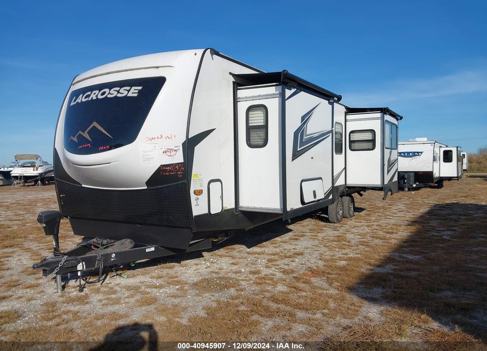 2022 FOREST RIVER LACROSSE TRAVEL TRAILER VIN: 5ZT2LCZBXNB011507