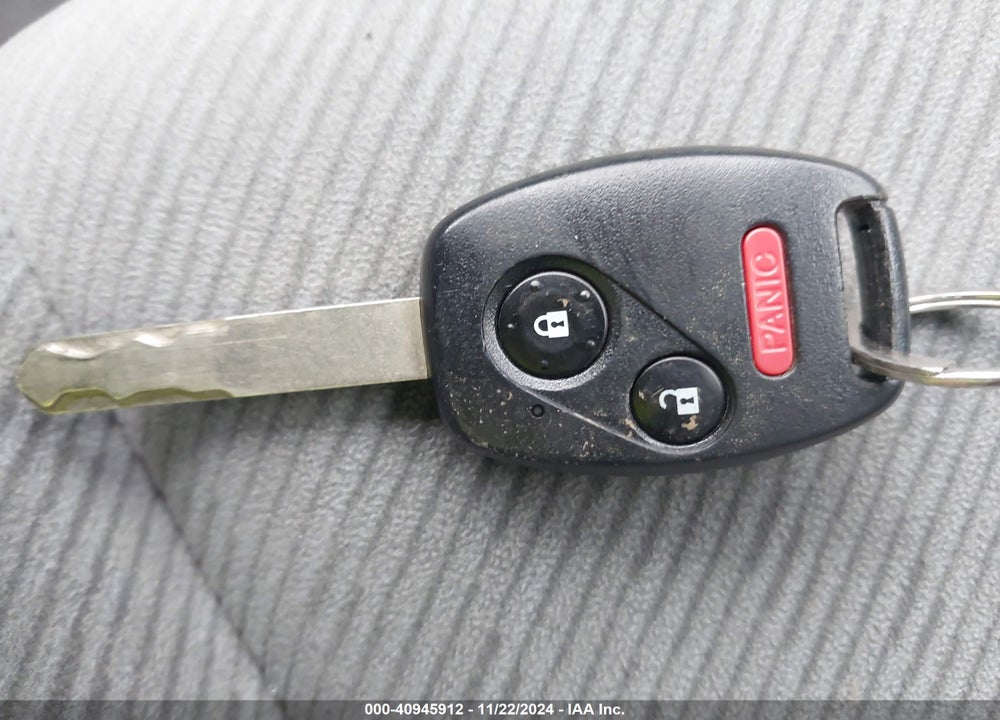 2011 HONDA CIVIC LX VIN: 2HGFA1F56BH300254