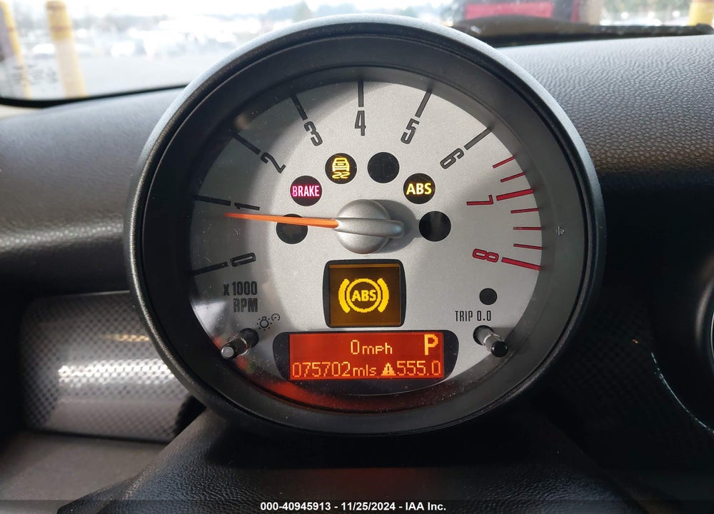 2011 MINI COOPER S CLUBMAN VIN: WMWZG3C54BTY35223