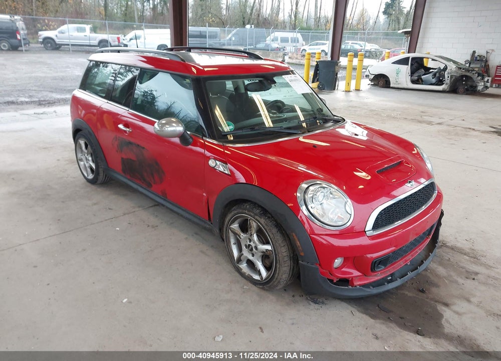 2011 MINI COOPER S CLUBMAN VIN: WMWZG3C54BTY35223