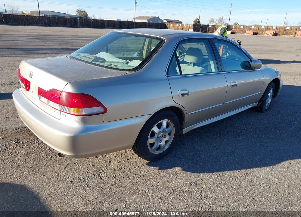 2002 HONDA ACCORD 2.3 EX VIN: 1HGCG566X2A142789