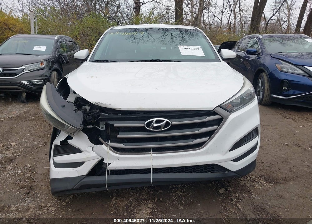 2016 HYUNDAI TUCSON SE VIN: KM8J23A46GU199295