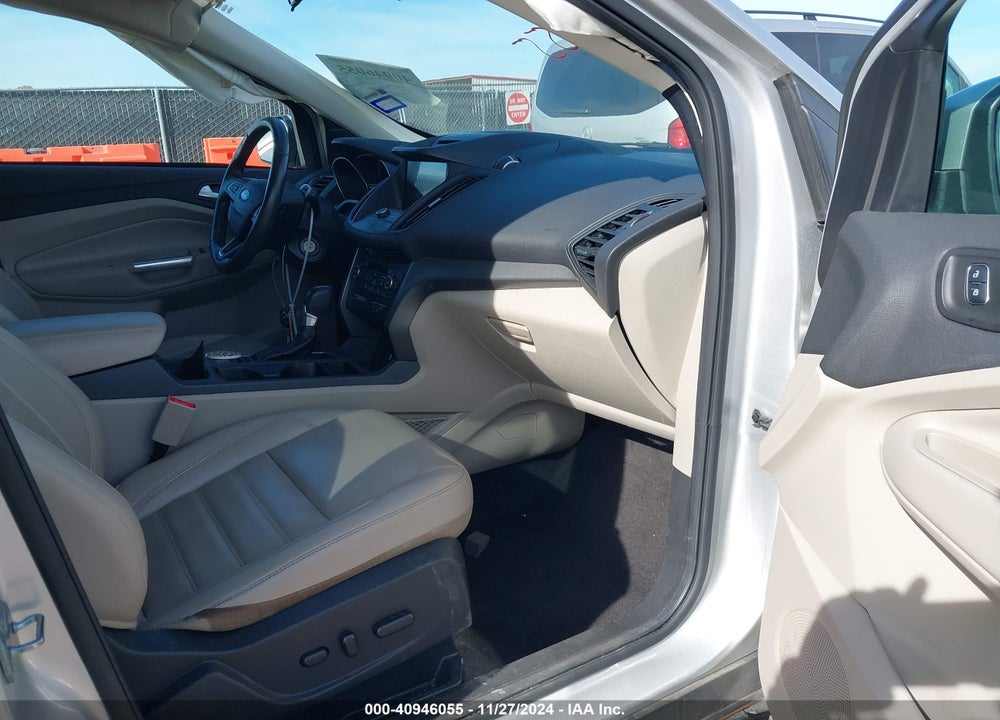 2017 FORD ESCAPE SE VIN: 1FMCU0G94HUE34119