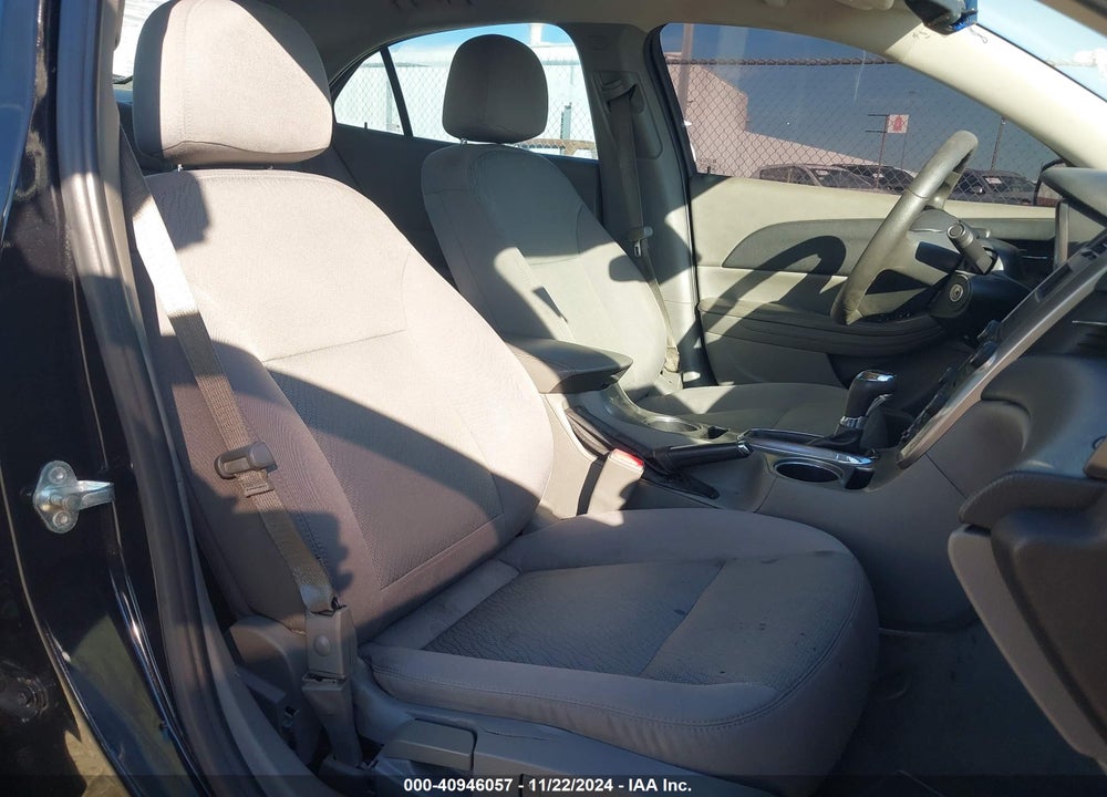2015 CHEVROLET MALIBU LS VIN: 1G11B5SL5FF189360