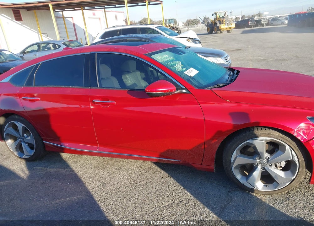 2018 HONDA ACCORD TOURING VIN: 1HGCV1F95JA096120