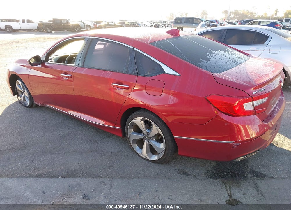 2018 HONDA ACCORD TOURING VIN: 1HGCV1F95JA096120