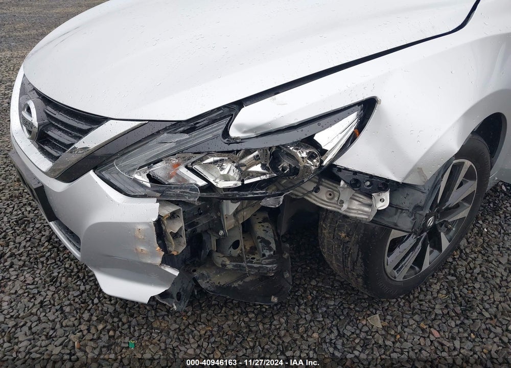 2018 NISSAN ALTIMA VIN: 1N4AL3AP6JC256299
