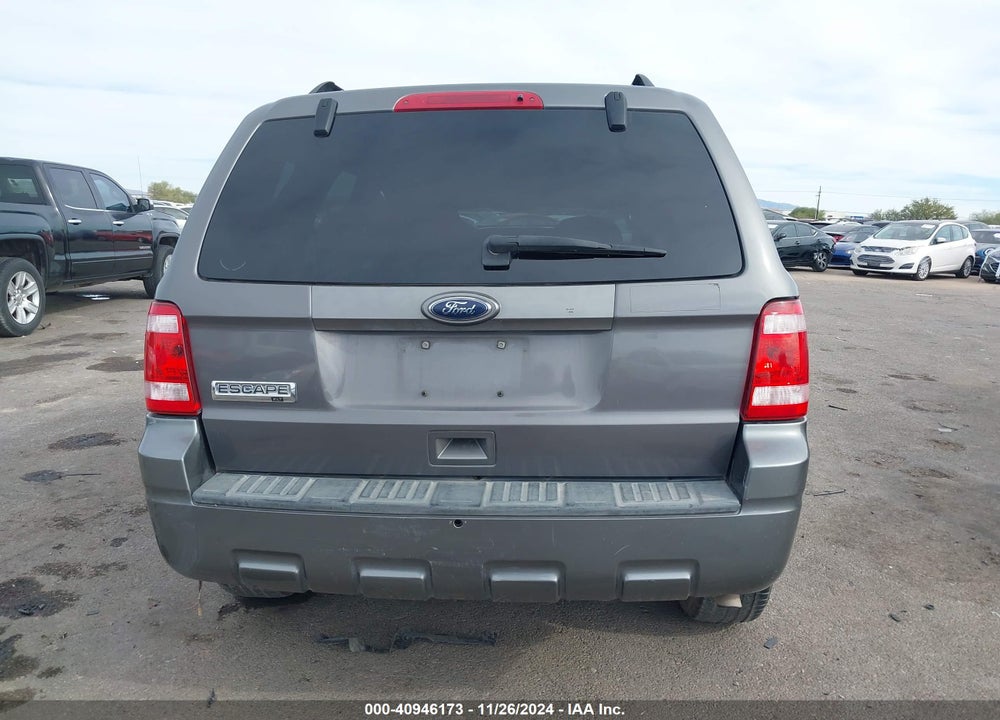2011 FORD ESCAPE XLT VIN: 1FMCU0D72BKA69493