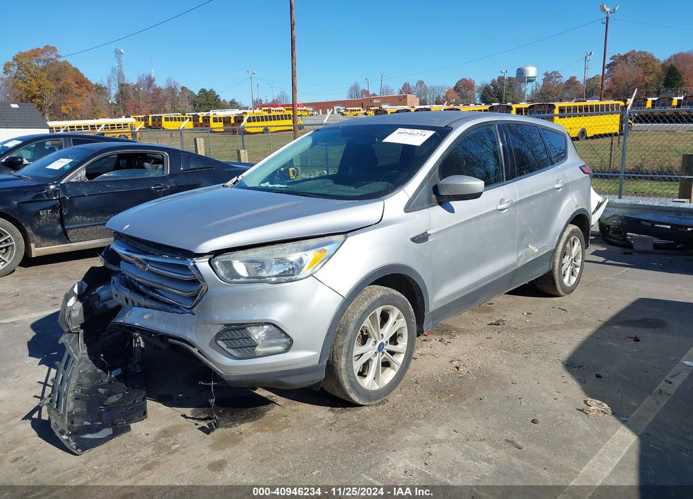 2017 FORD ESCAPE SE VIN: 1FMCU9GD6HUE48743