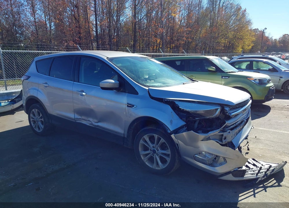 2017 FORD ESCAPE SE VIN: 1FMCU9GD6HUE48743