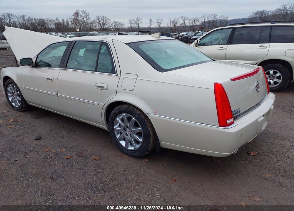 2011 CADILLAC DTS PREMIUM COLLECTION VIN: 1G6KH5E61BU130217