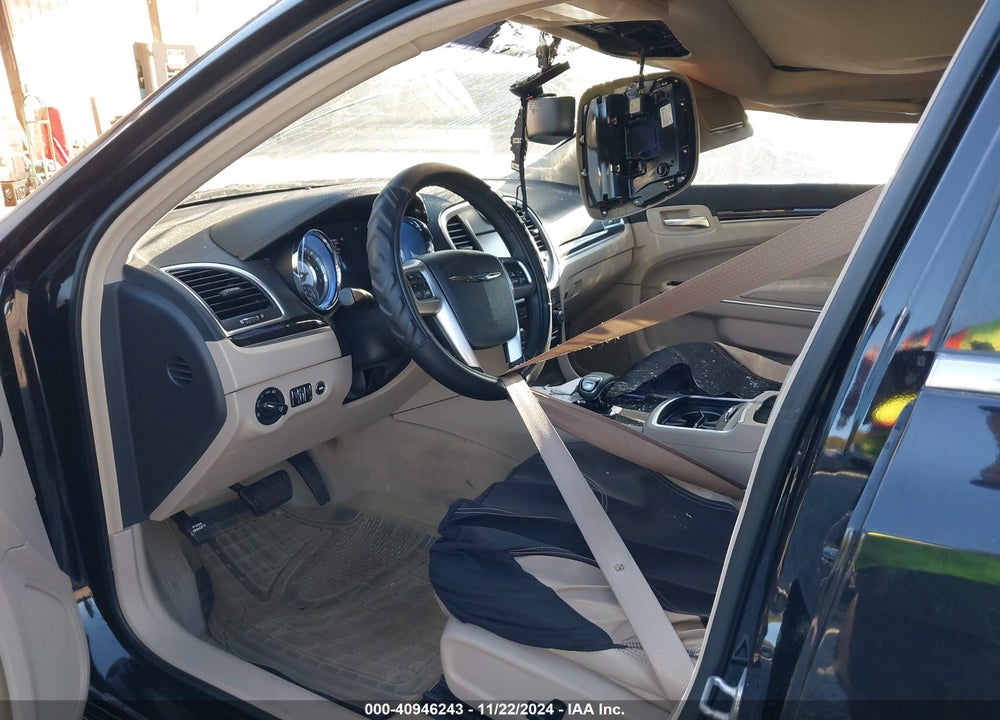 2013 CHRYSLER 300 MOTOWN VIN: 2C3CCAAG1DH589989