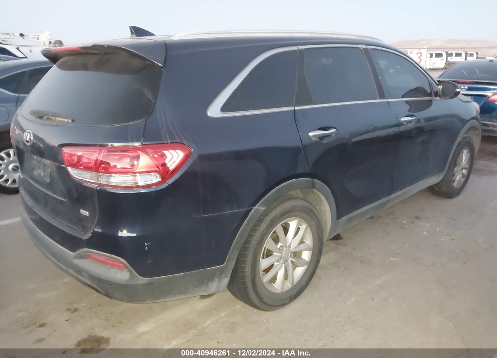 2016 KIA SORENTO 2.4L LX VIN: 5XYPG4A35GG127955