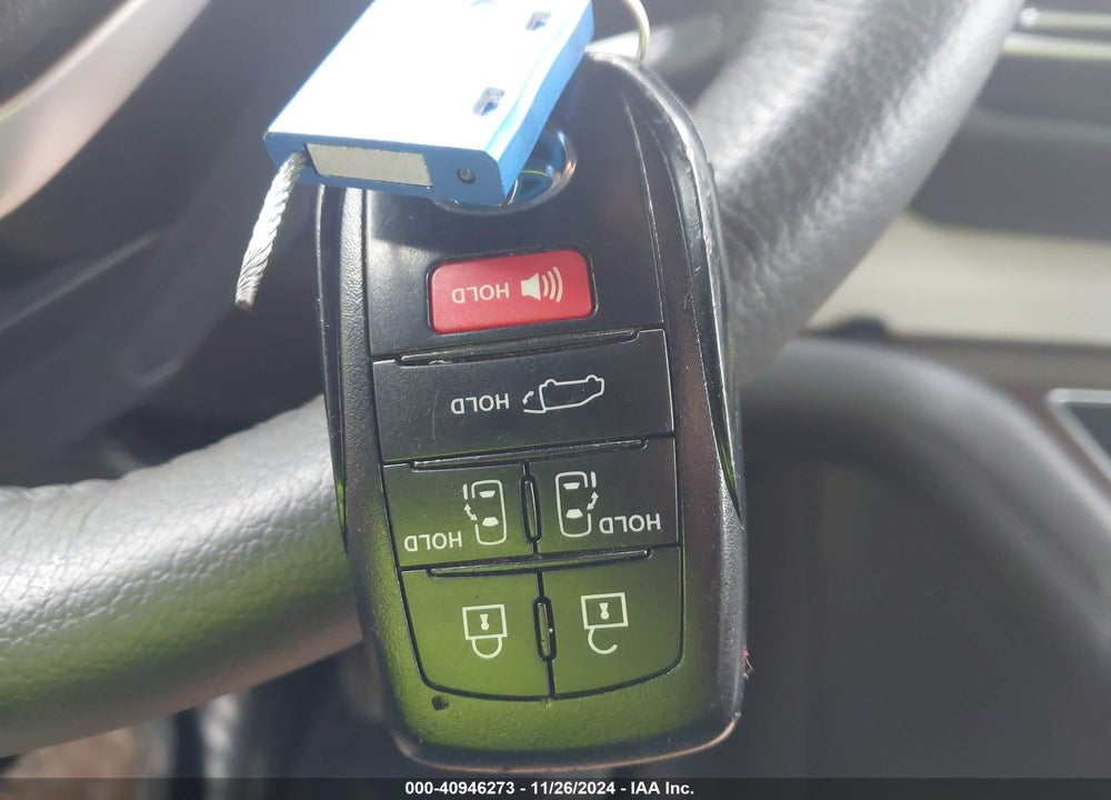 2023 TOYOTA SIENNA XLE VIN: 5TDJRKECXPS161925