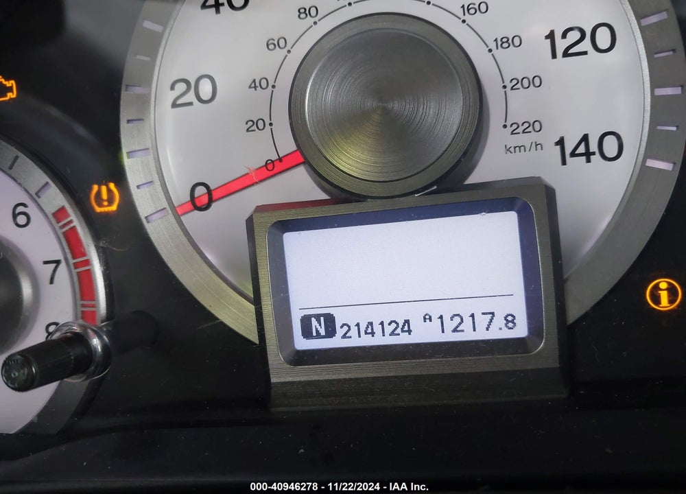 2010 HONDA PILOT TOURING VIN: 5FNYF4H90AB033935
