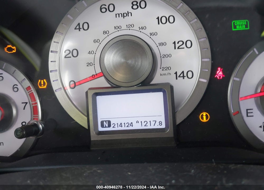 2010 HONDA PILOT TOURING VIN: 5FNYF4H90AB033935