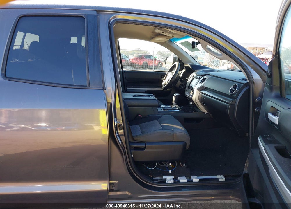 2014 TOYOTA TUNDRA SR5 5.7L V8 VIN: 5TFRY5F1XEX162357