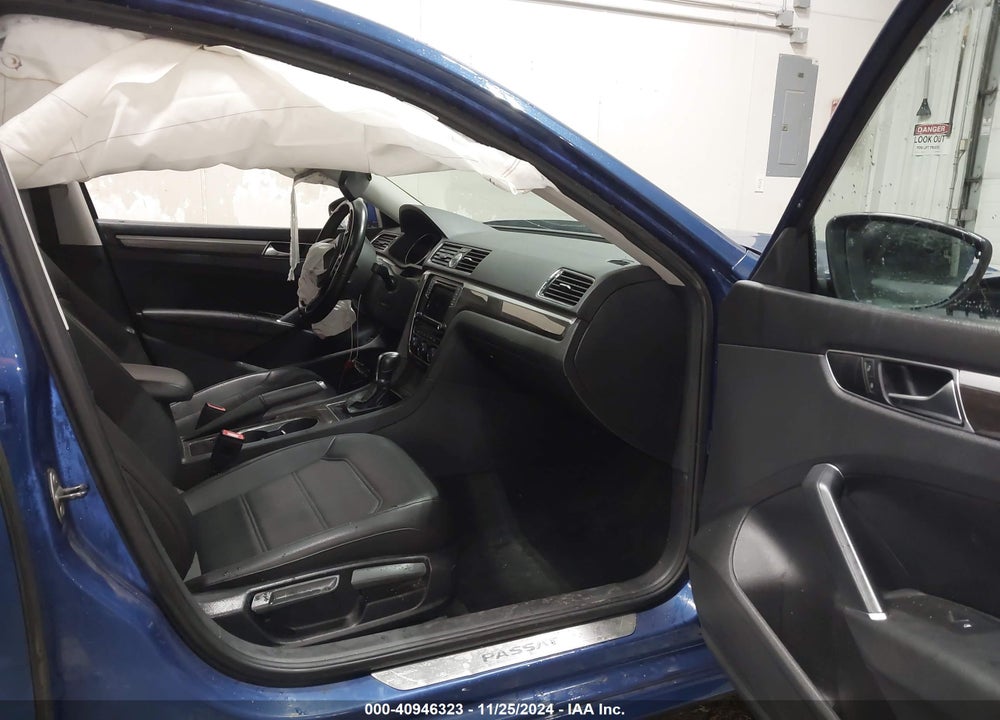 2017 VOLKSWAGEN PASSAT 1.8T SE VIN: 1VWGT7A33HC000430