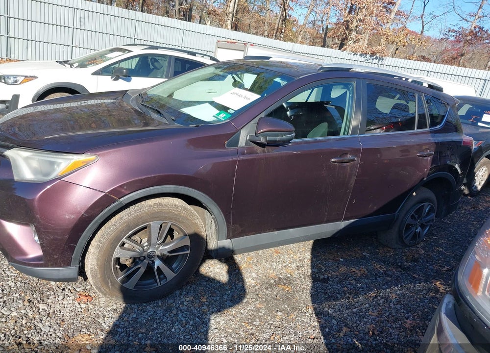 2016 TOYOTA RAV4 XLE VIN: 2T3WFREV2GW287929
