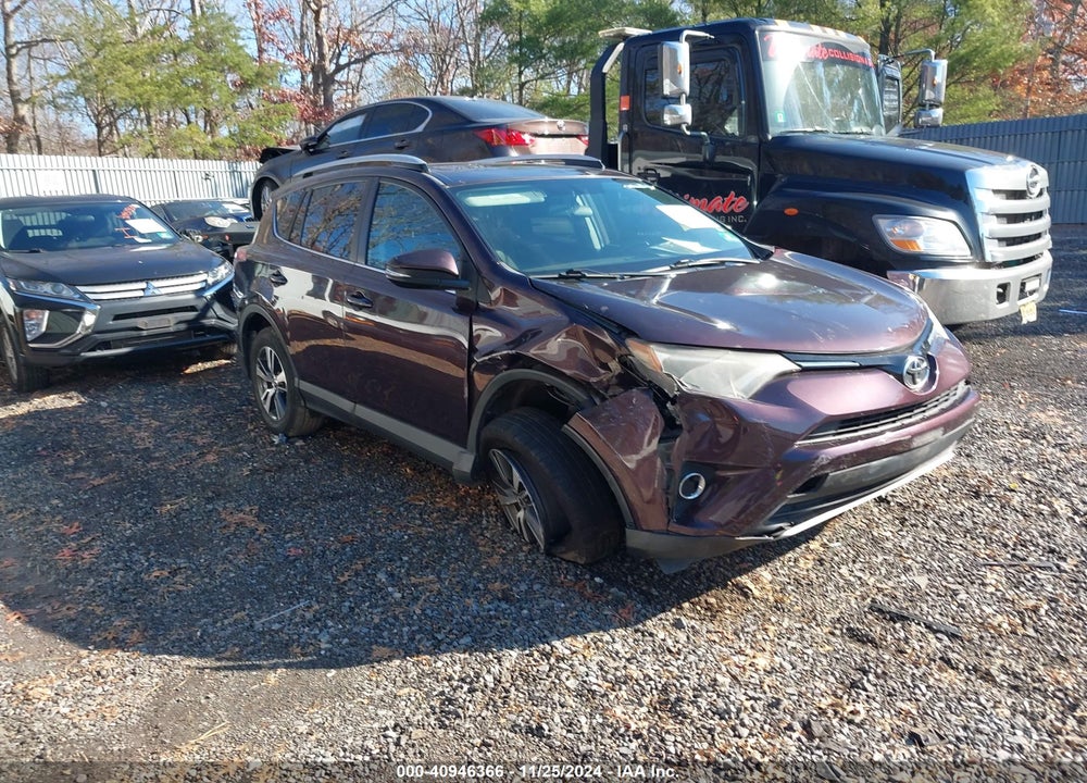 2016 TOYOTA RAV4 XLE VIN: 2T3WFREV2GW287929