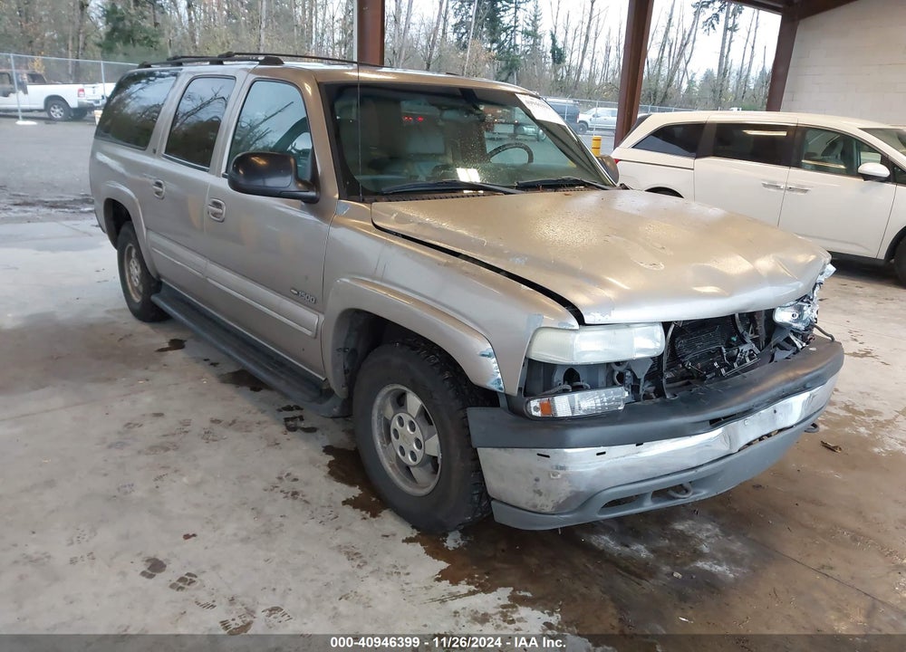 2000 CHEVROLET SUBURBAN 1500 LT VIN: 3GNFK16T8YG191547