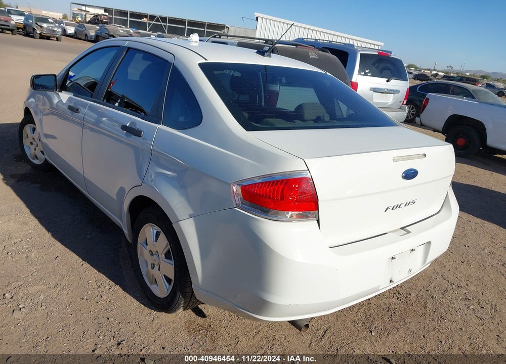 2011 FORD FOCUS S VIN: 1FAHP3EN9BW150229