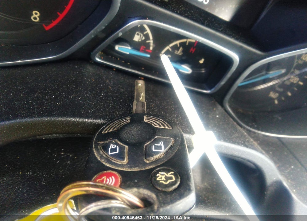 2016 FORD FOCUS SE VIN: 1FADP3FE9GL332230