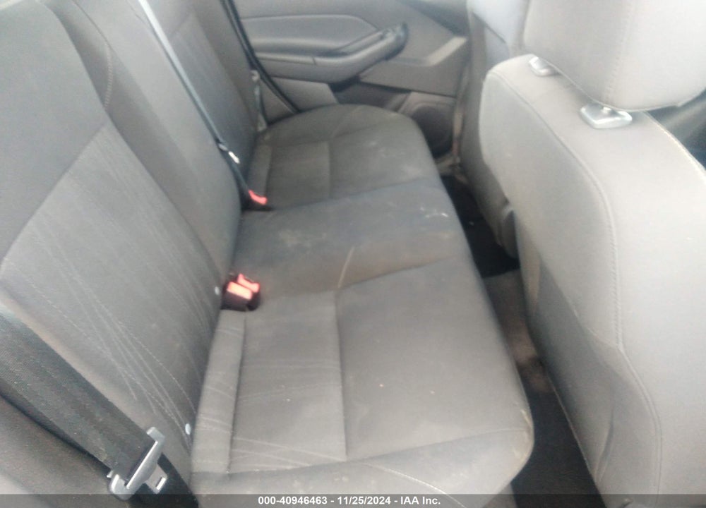 2016 FORD FOCUS SE VIN: 1FADP3FE9GL332230