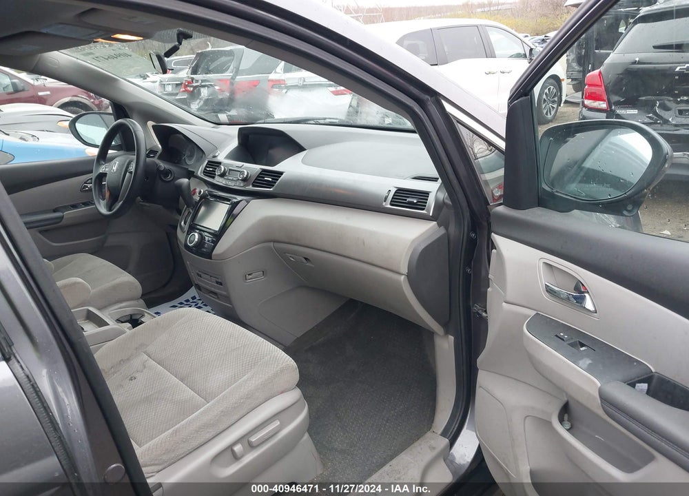 2016 HONDA ODYSSEY SE VIN: 5FNRL5H30GB024689