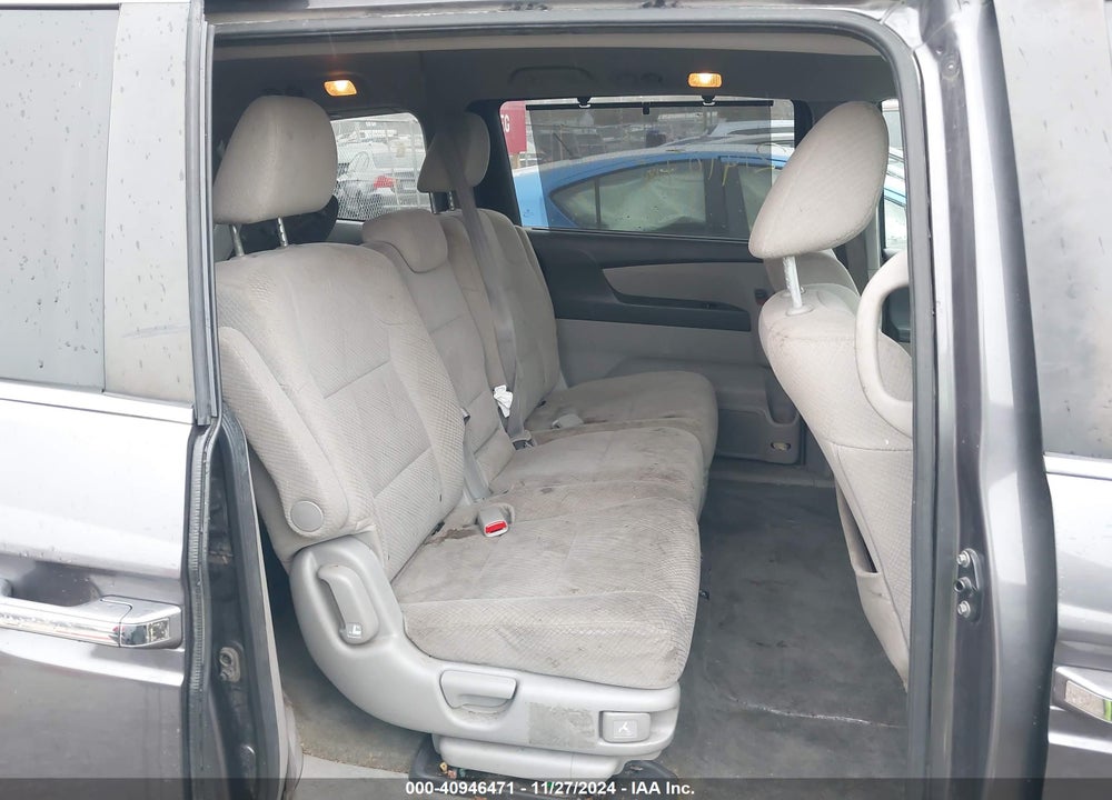 2016 HONDA ODYSSEY SE VIN: 5FNRL5H30GB024689