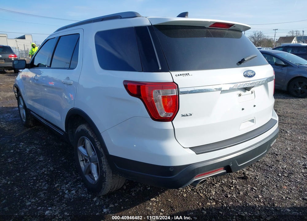 2018 FORD EXPLORER XLT VIN: 1FM5K7D81JGC48402