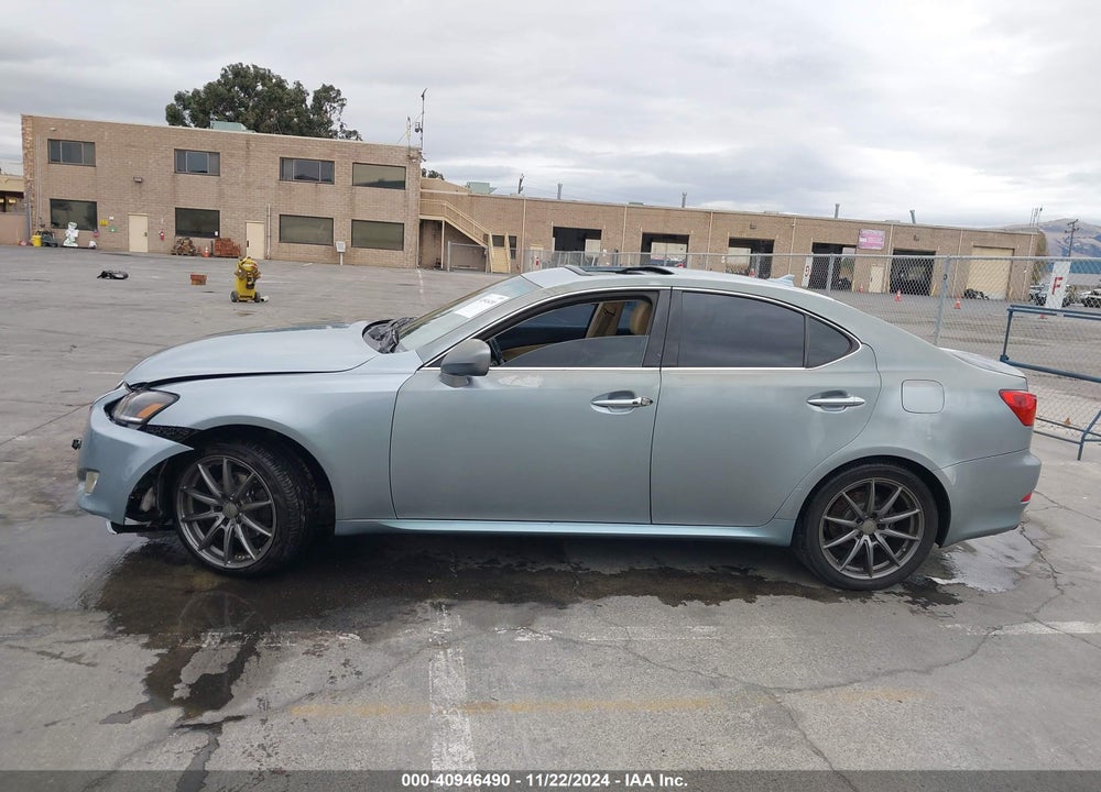 2008 LEXUS IS 250 VIN: JTHBK262185053035