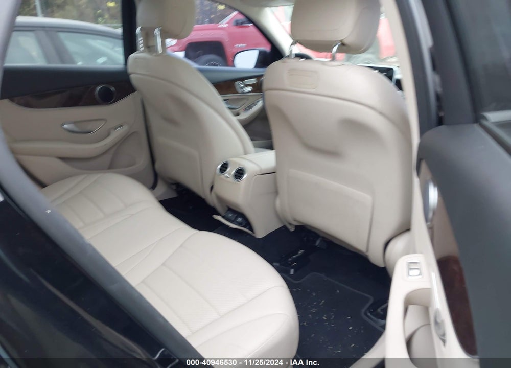2018 MERCEDES-BENZ GLC 300 VIN: WDC0G4JB9JV043933