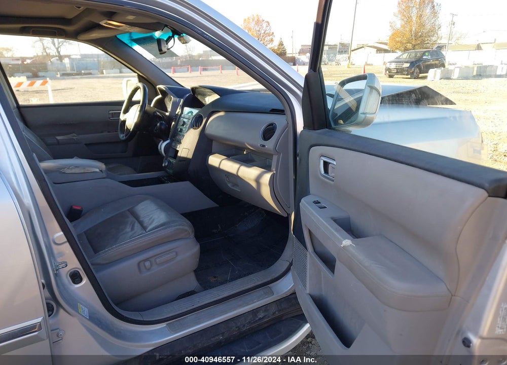 2009 HONDA PILOT TOURING VIN: 5FNYF48839B055091