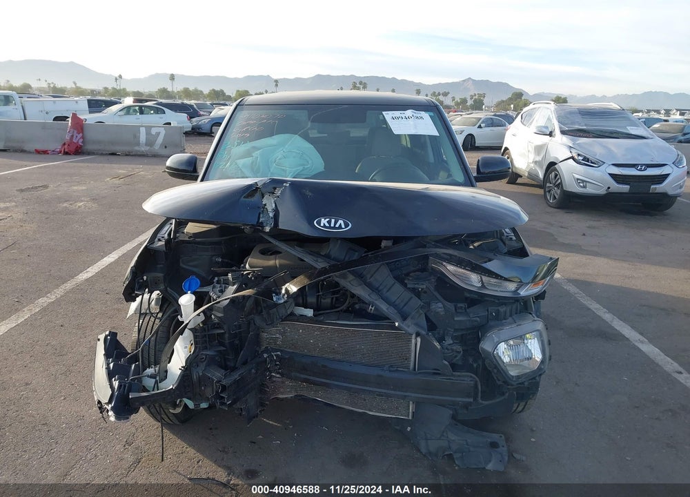2021 KIA SOUL LX VIN: KNDJ23AU9M7756019