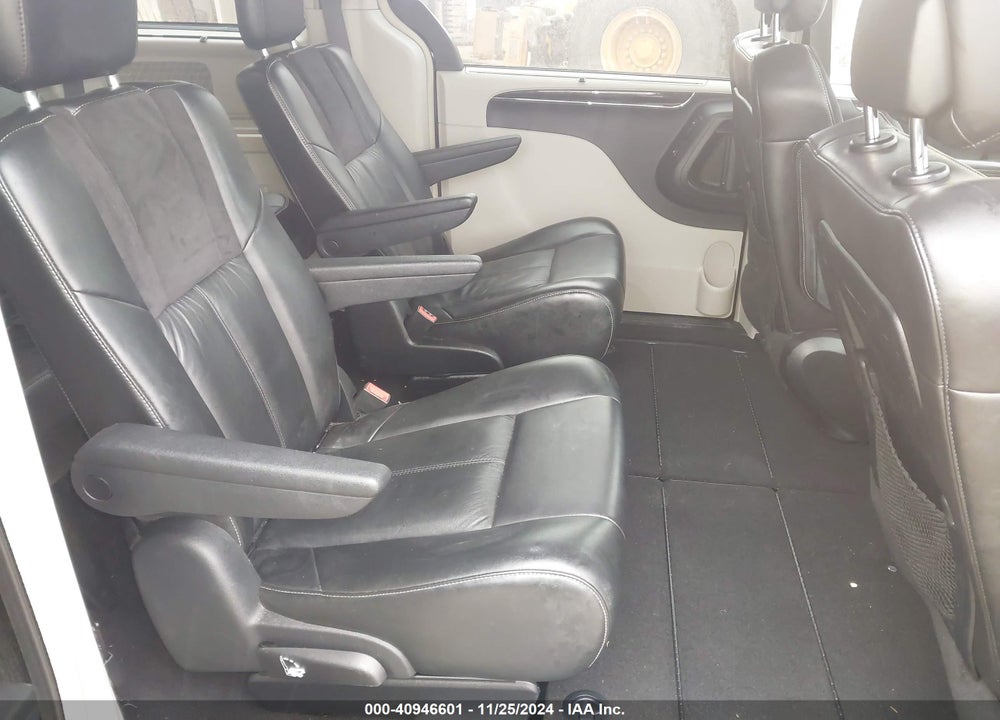 2011 CHRYSLER TOWN & COUNTRY LIMITED VIN: 2A4RR6DGXBR713420