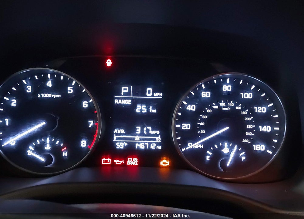 2017 HYUNDAI ELANTRA SE VIN: KMHD74LFXHU111496