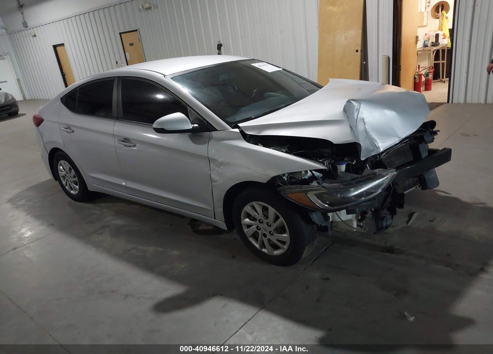 2017 HYUNDAI ELANTRA SE VIN: KMHD74LFXHU111496
