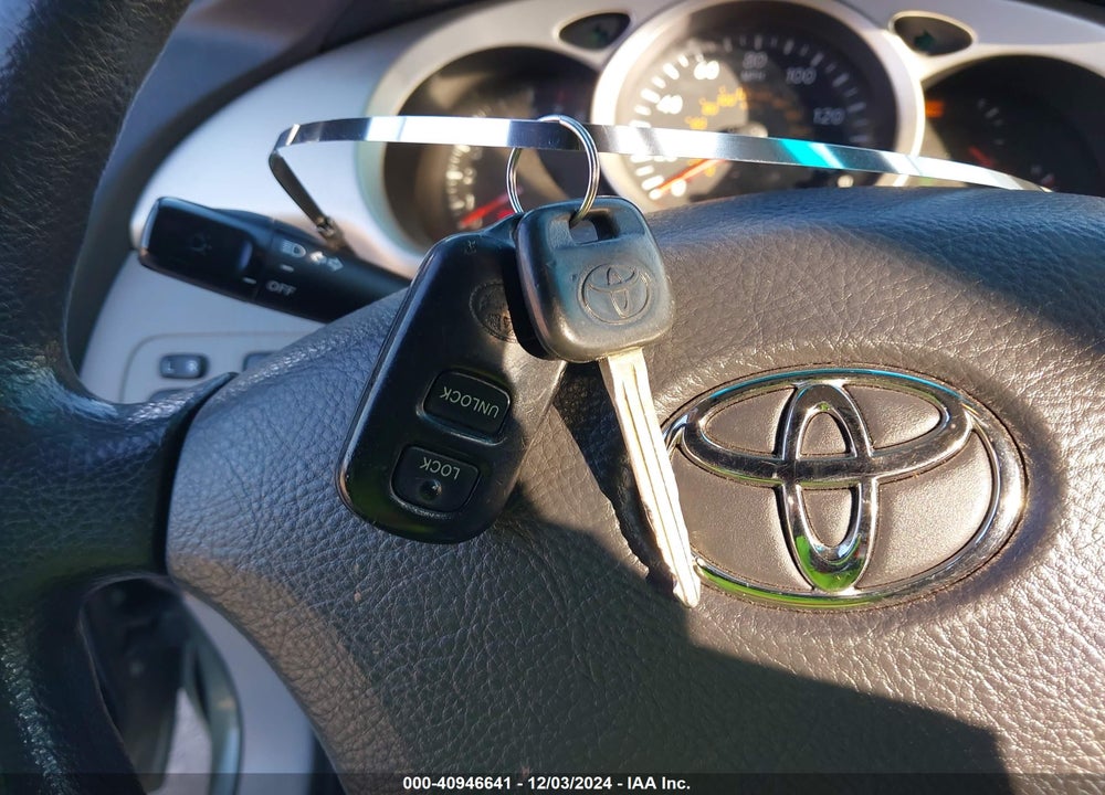 2006 TOYOTA HIGHLANDER VIN: JTEGD21A560147960