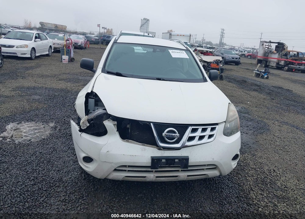 2014 NISSAN ROGUE SELECT S VIN: JN8AS5MT3EW622259