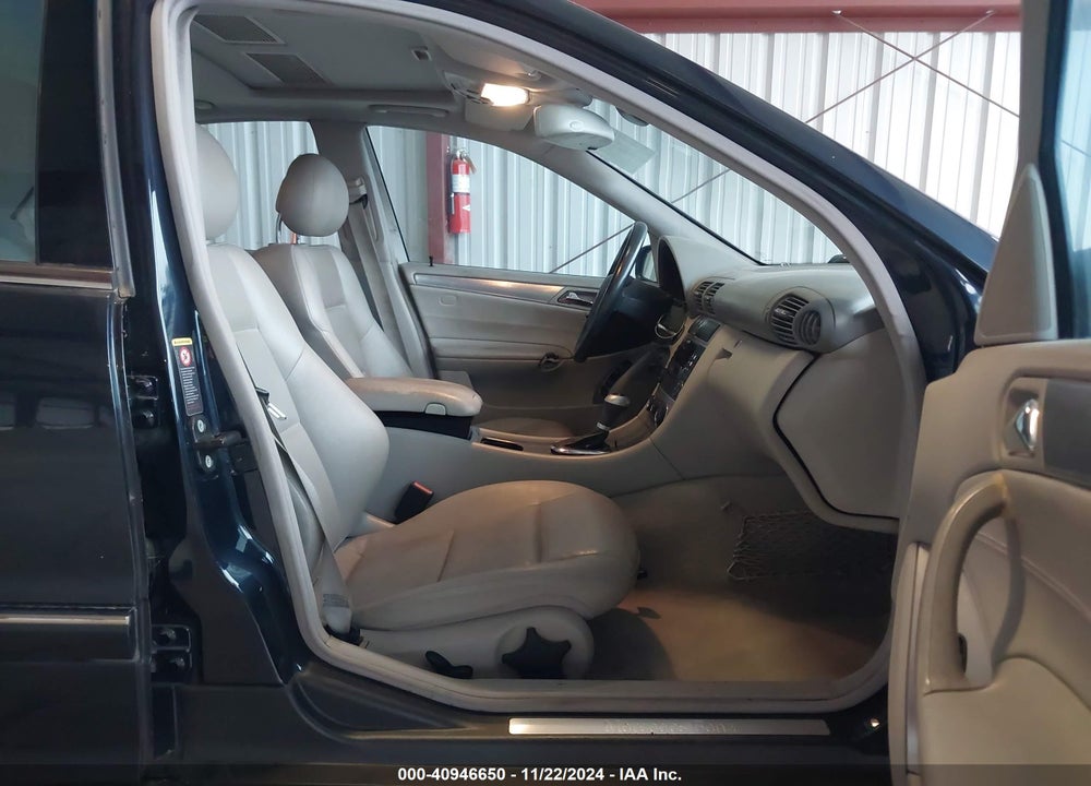2005 MERCEDES-BENZ C 230 KOMPRESSOR SPORT VIN: WDBRF40J45F621623