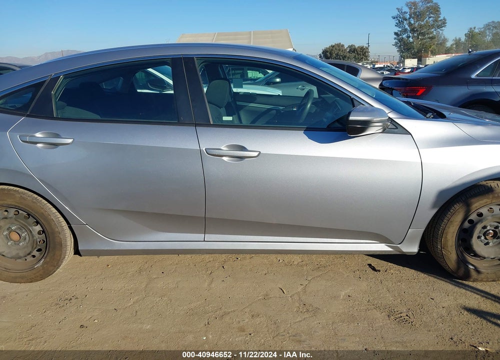 2019 HONDA CIVIC LX VIN: 2HGFC2F61KH555421