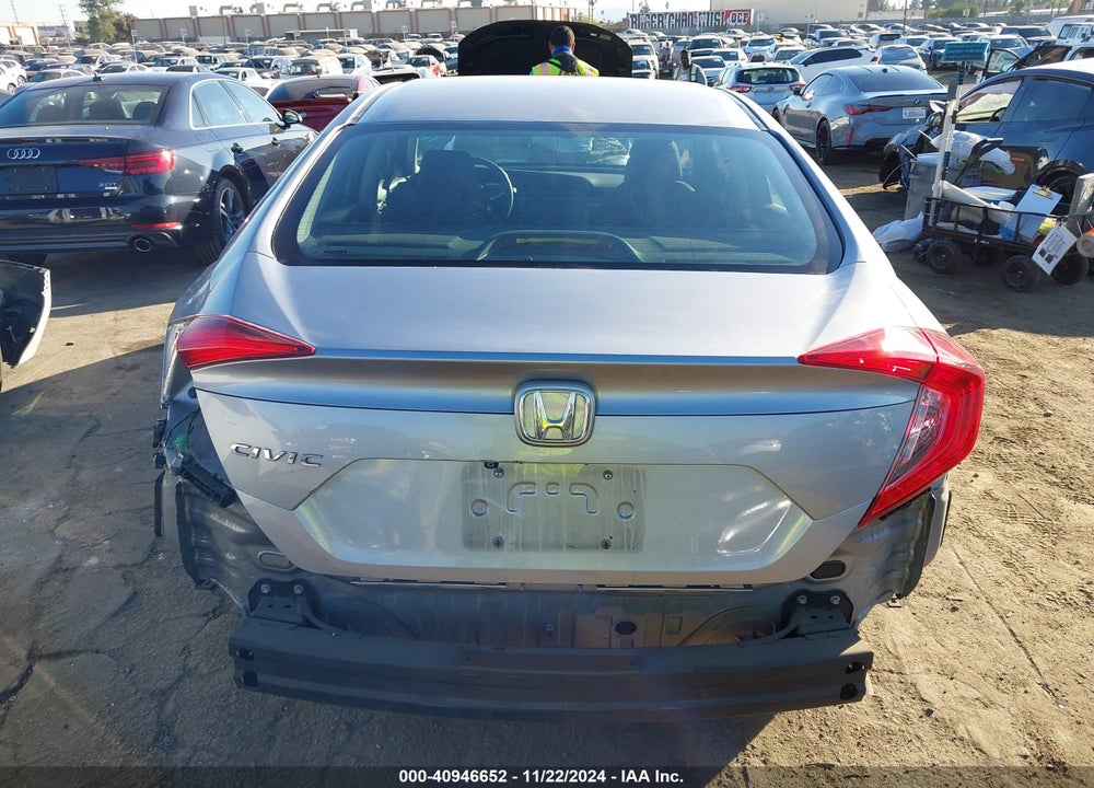2019 HONDA CIVIC LX VIN: 2HGFC2F61KH555421