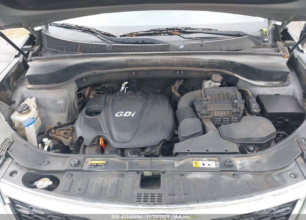 2014 KIA SORENTO LX VIN: 5XYKT4A61EG490041