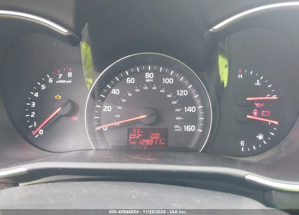 2014 KIA SORENTO LX VIN: 5XYKT4A61EG490041