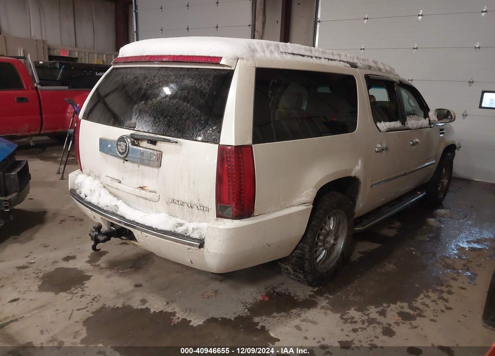 2008 CADILLAC ESCALADE ESV STANDARD VIN: 1GYFK66838R106285