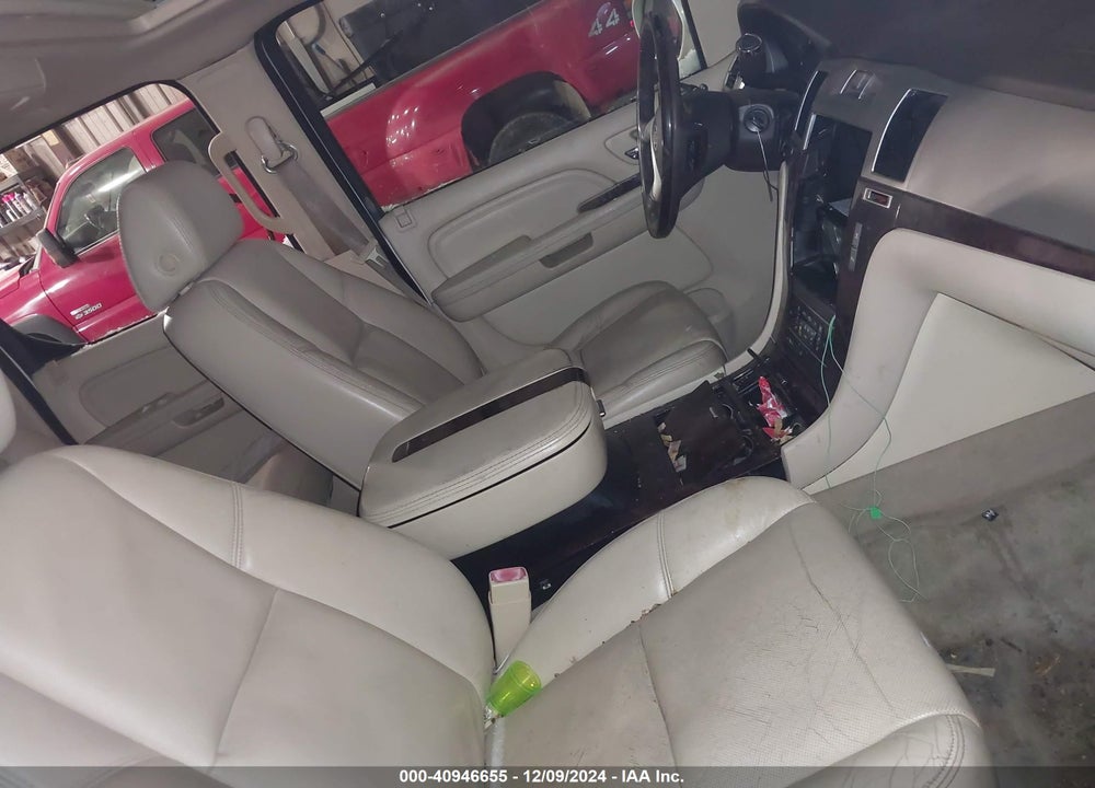 2008 CADILLAC ESCALADE ESV STANDARD VIN: 1GYFK66838R106285