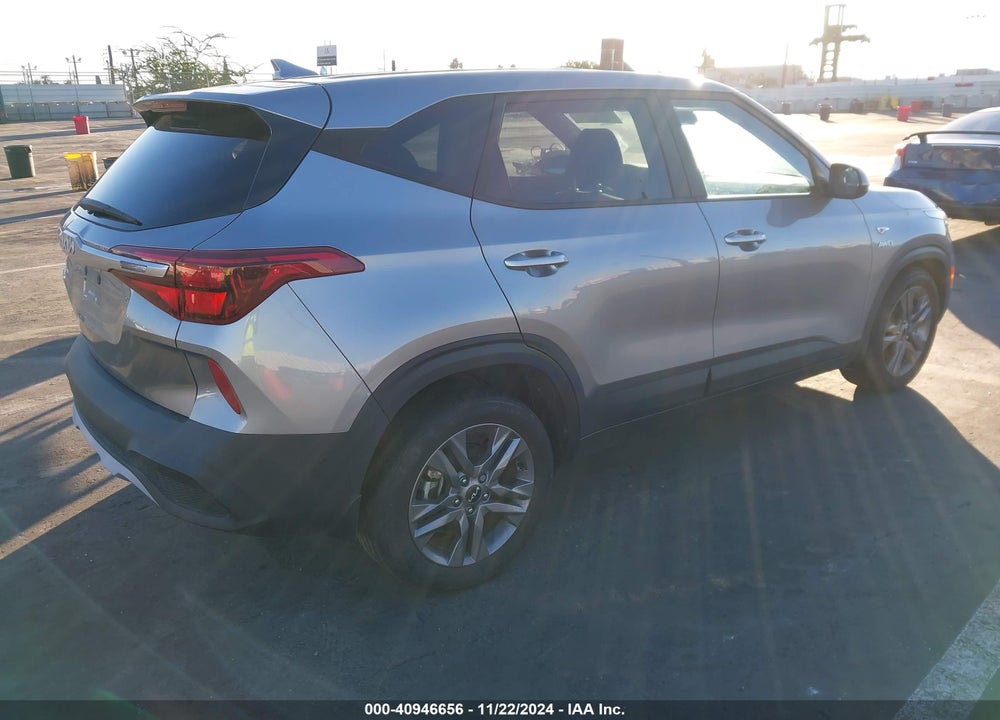 2022 KIA SELTOS LX VIN: KNDEPCAA5N7345792
